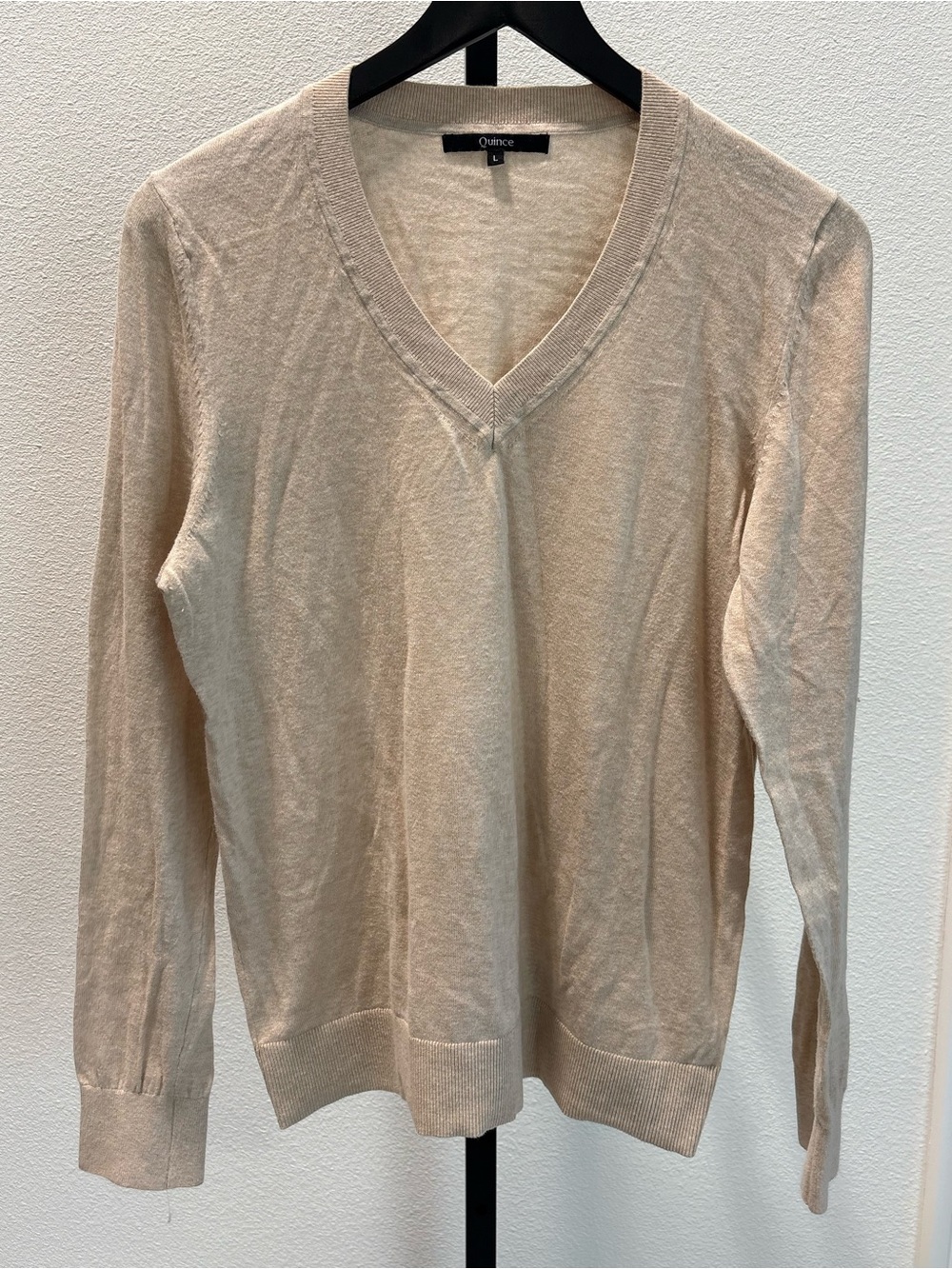 Quince Women's Light Cream V-Neck Sweater